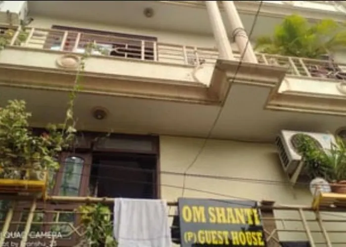 Om Shanthi Paying Guest House Varanasi